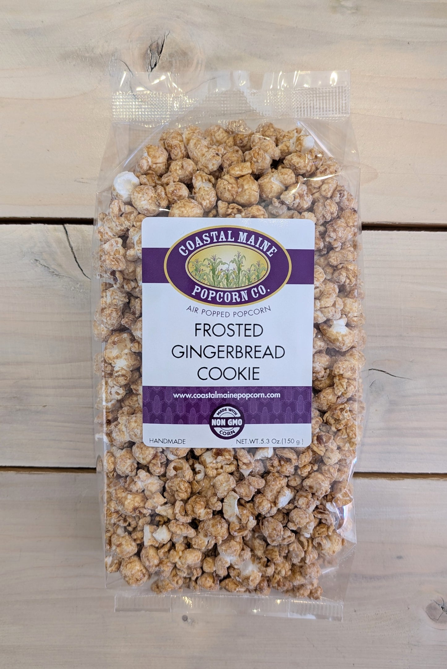 Frosted Gingerbread Cookie Popcorn
