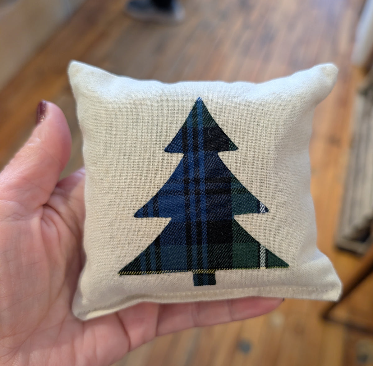 Perry Home Naturals | Balsam Fir Sachet | Big Pine Tree Design